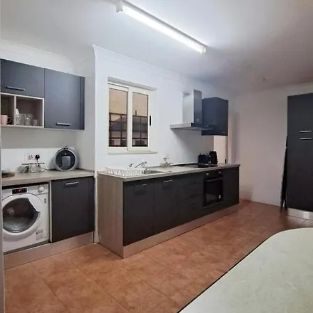 בית אירוח Sliema Suite *